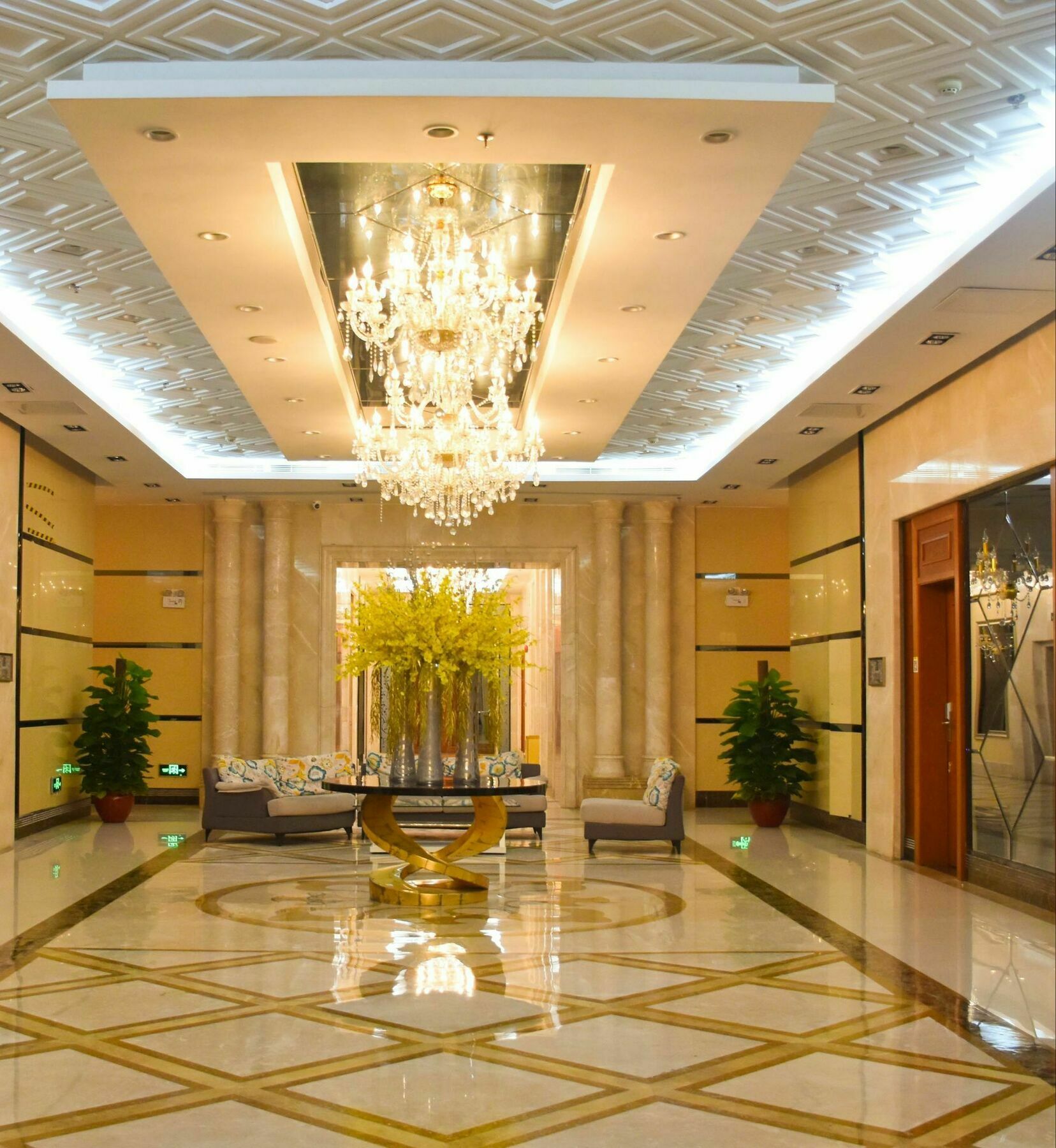 Guangzhou Ba Dun Hotel - Beijing Road Екстериор снимка